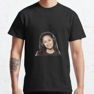 Valkyrae Smiling Classic T-Shirt RB1510 product Offical Valkyrae Merch