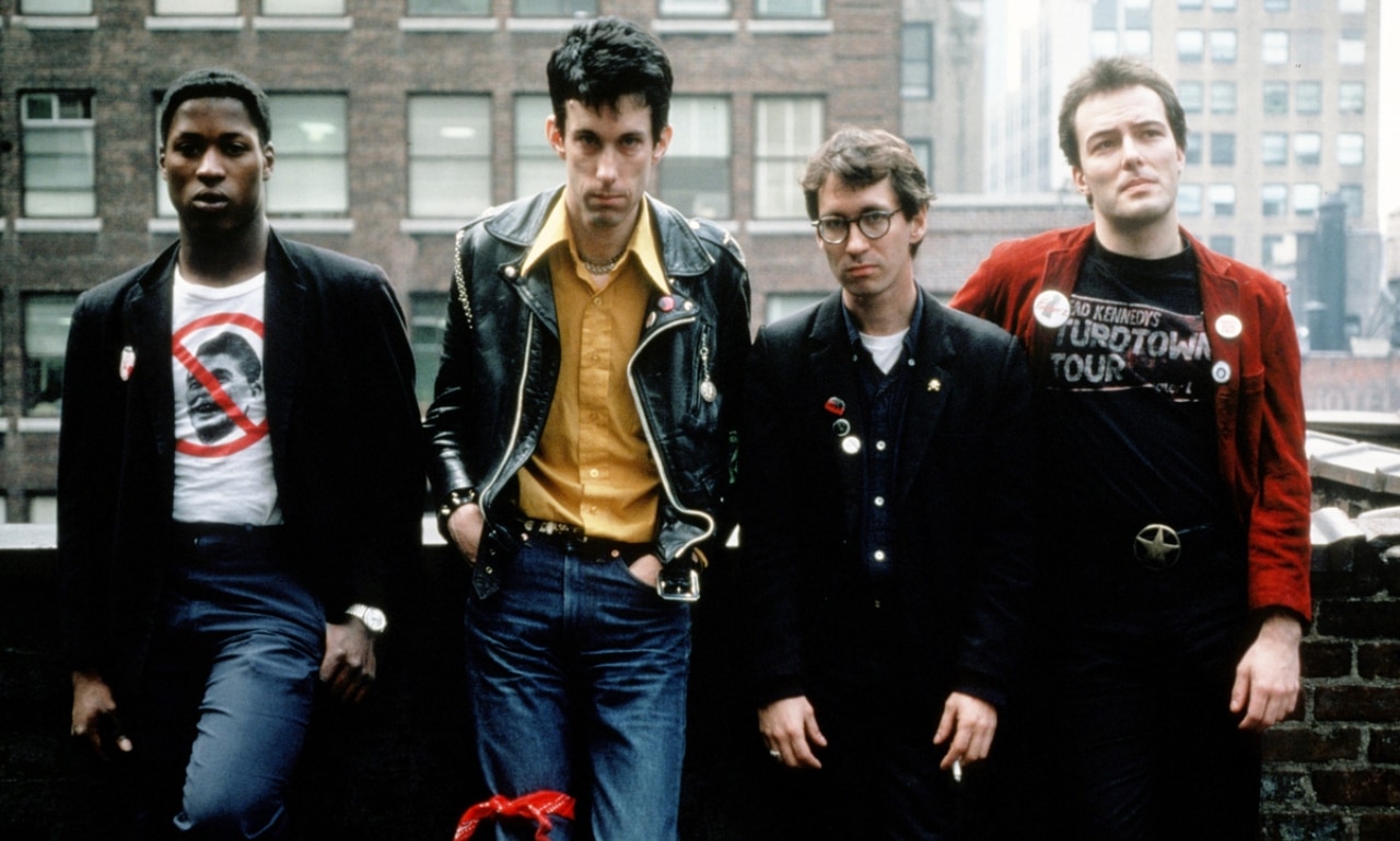 Dead Kennedys se pronuncia sobre la causa de la muerte de DH Peligro - Valkyrae Shop