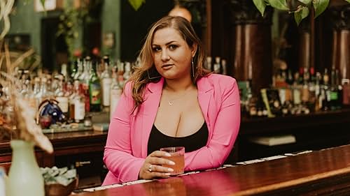 MV5BMjBkNTUyOWEtM2M3Ni00NTczLThkZjUtYjViYzI5NTdmMTVkXkEyXkFqcGc@. V1 QL75 UX500 CR08500281 - Valkyrae Shop